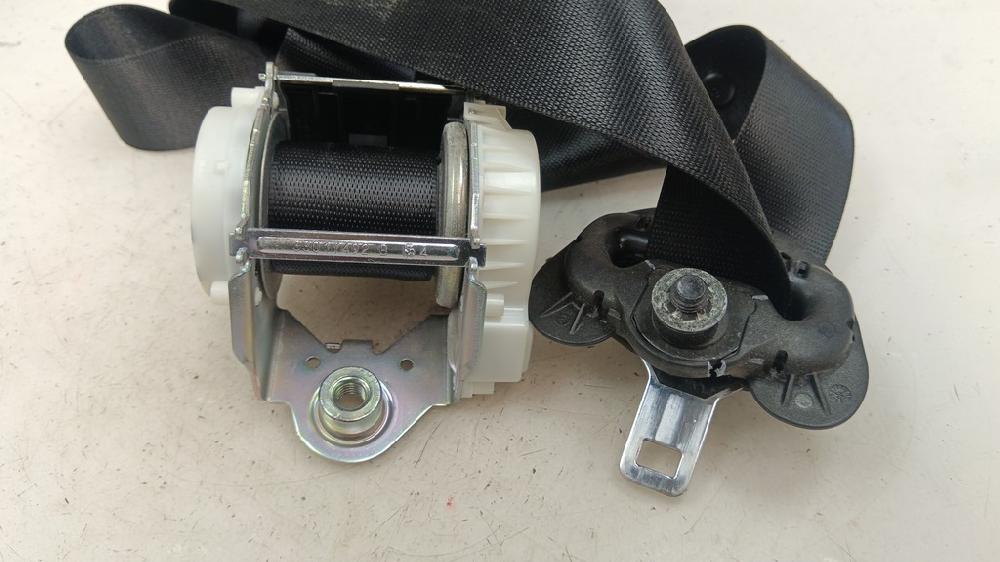 CINTURON SEGURIDAD DELANTERO IZQUIERDO BMW SERIE 1 2006 2.0 MT 122CV | 90KW