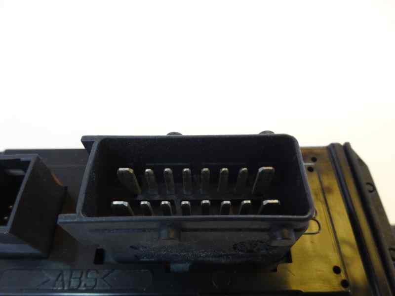 MOTOR ELEVALUNAS DELANTERO IZQUIERDO PEUGEOT 307 2004 1.6 HDI MT 109CV
