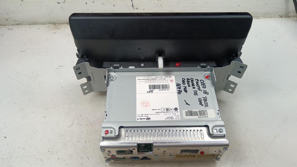 PANTALLA MULTIFUNCION KIA CEED 1.6 CRDI DCT 136CV