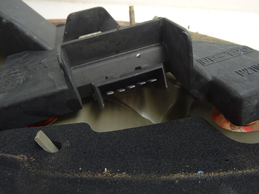 PILOTO TRASERO DERECHO FORD KA 1997 1.3 MT 60CV