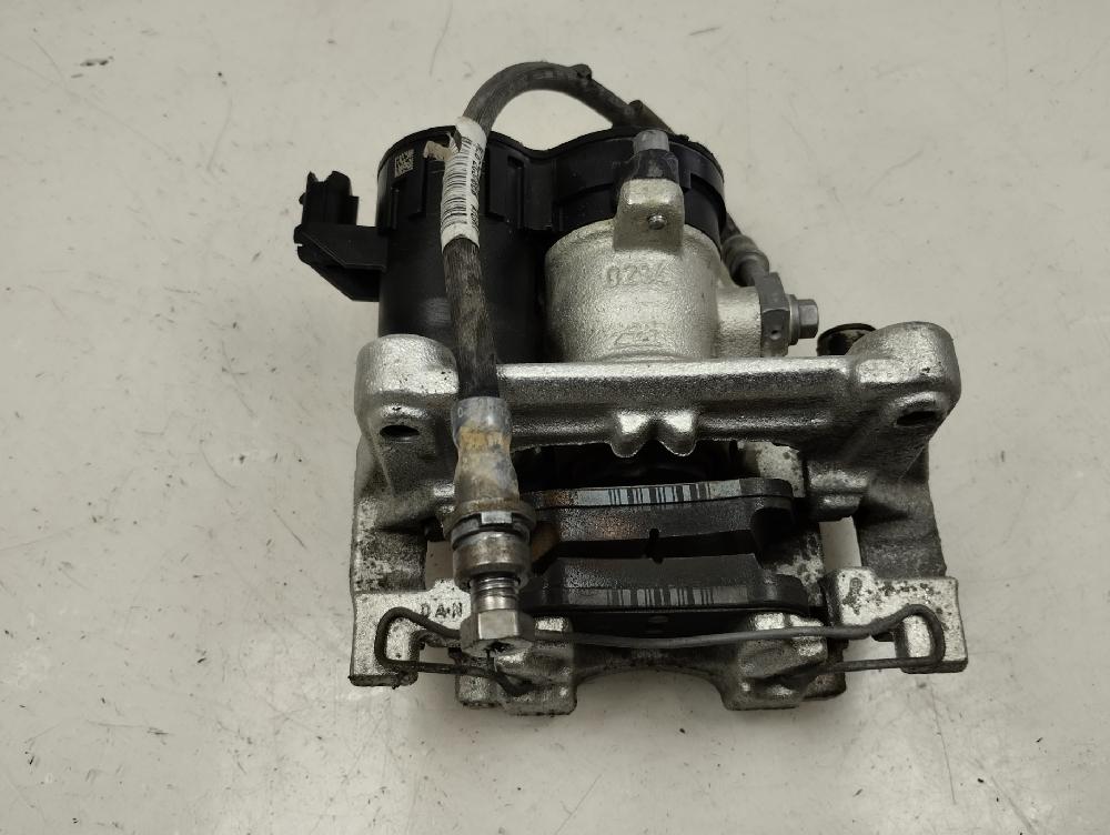 PINZA FRENO TRASERA DERECHA FORD KUGA 1.5 150CV | 110KW, GASOLINA, MT, ACCIONAMIENTO DELANTERO