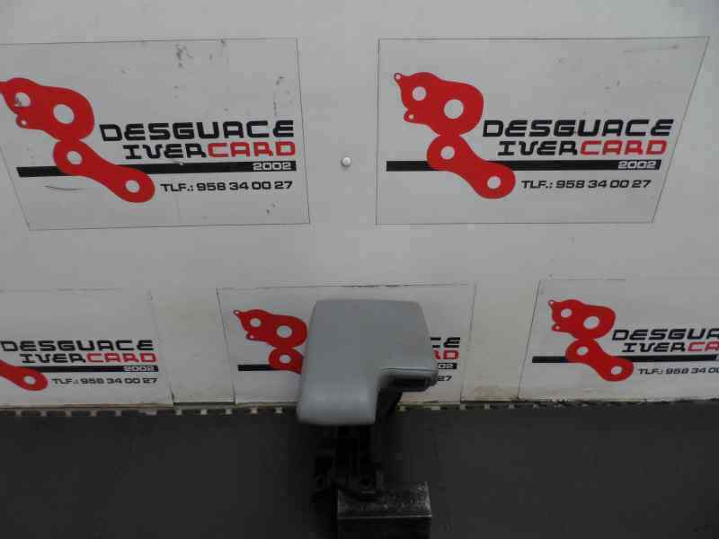 APOYABRAZOS CENTRAL BMW SERIE 3 2.0 320D MT 136CV