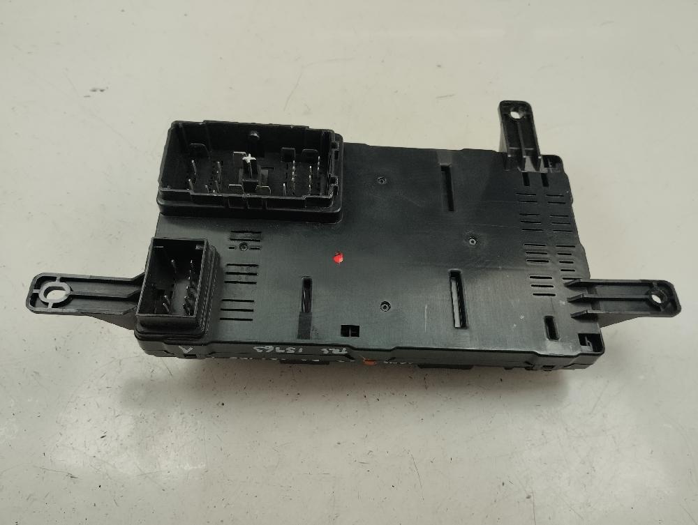 CAJA RELES FUSIBLES KIA CARNIVAL 2.9 CRDI MT 182CV