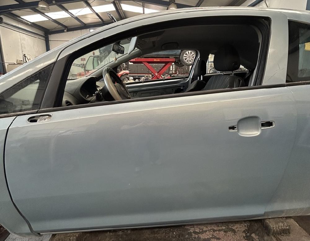 PUERTA DELANTERA IZQUIERDA OPEL CORSA 1.3 CDTI ECOFLEX START STOP MT 75CV