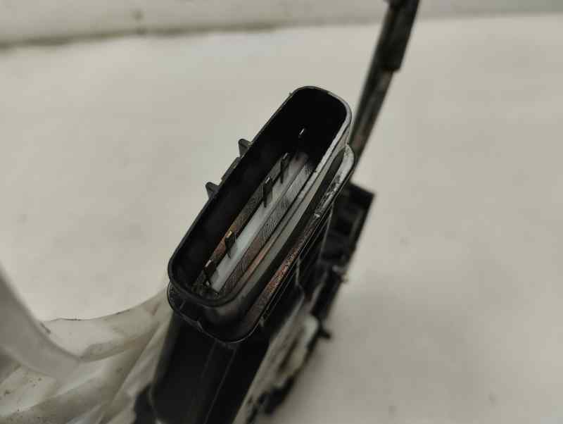 CERRADURA PUERTA TRASERA DERECHA KIA MAGENTIS 2.0 CRDI MT 138CV