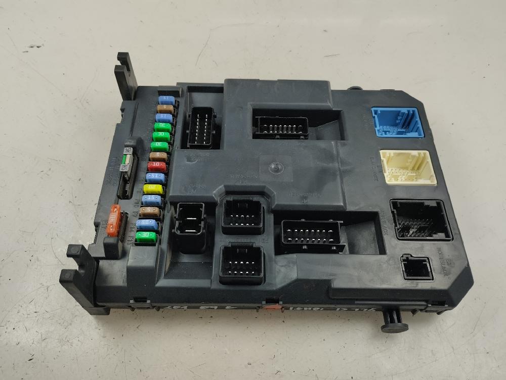CAJA RELES FUSIBLES PEUGEOT 207 1.6 HDI MT 90CV