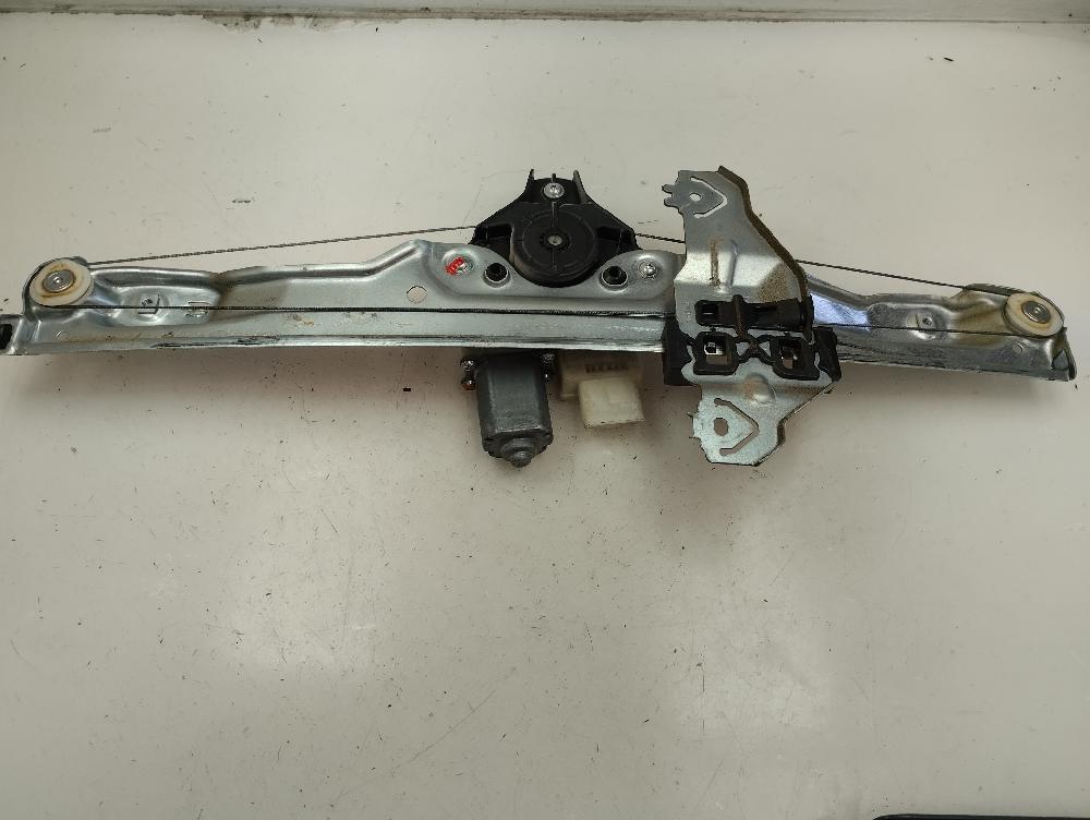 ELEVALUNAS DELANTERO DERECHO NISSAN QASHQAI 1.5 DCI MT 110CV