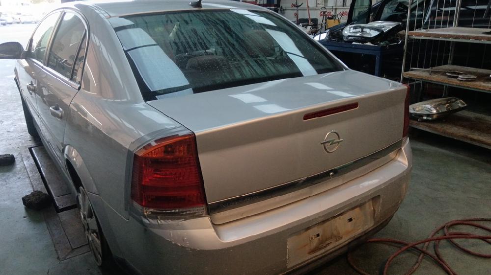 OPEL VECTRA 2002 2.2 MT 147CV | 108KW