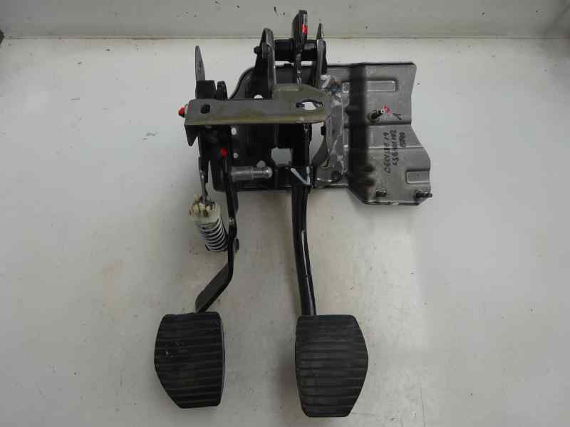 PEDAL EMBRAGUE CITROEN BERLINGO 1.5 BLUEHDI MT XL 102CV