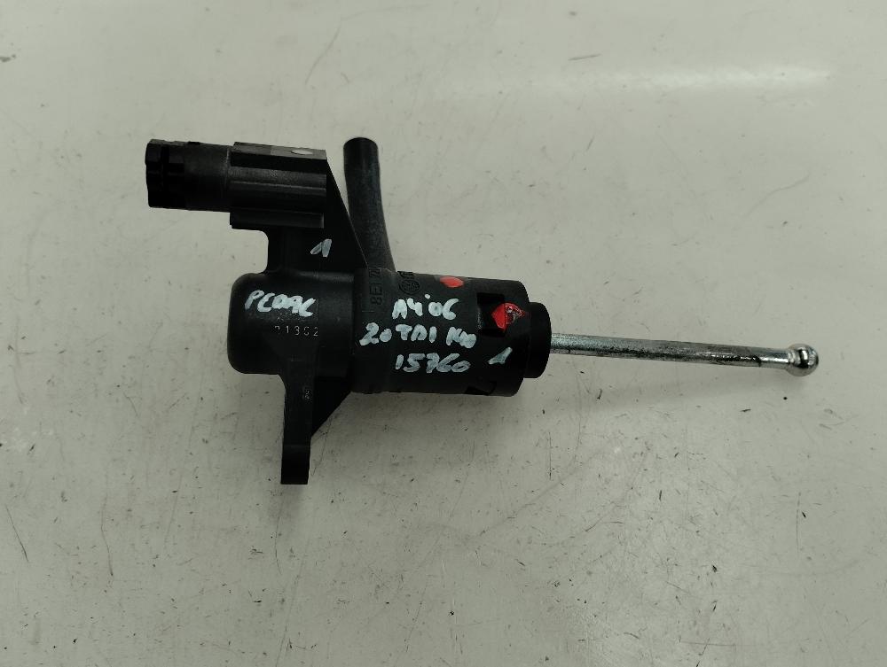 BOMBA EMBRAGUE AUDI A4 2.0 TDI MT 140CV | 103KW