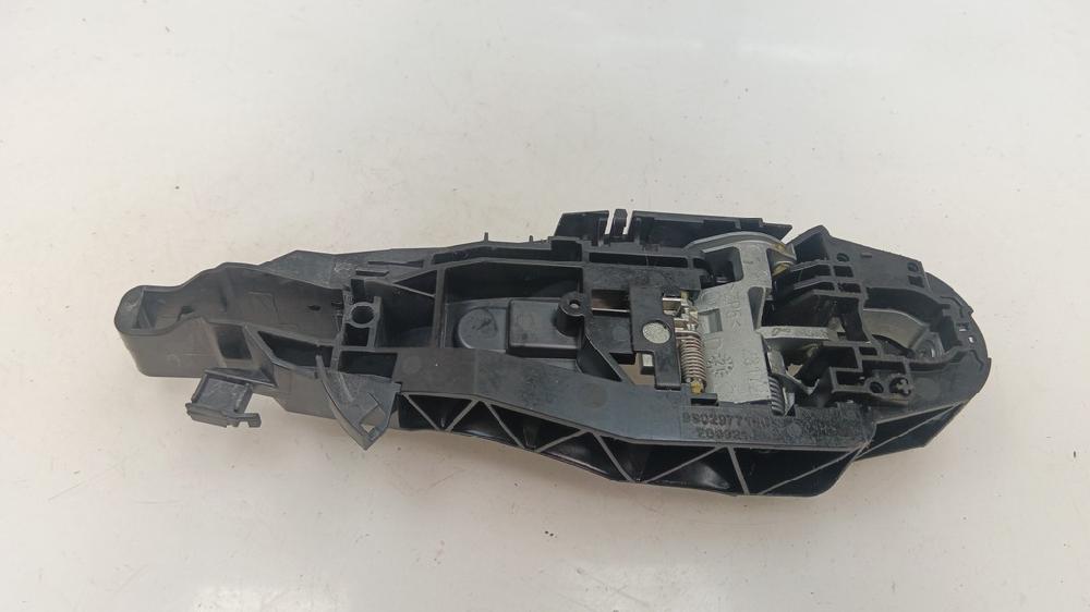 SOPORTE MANETA EXTERIOR DELANTERA DERECHA PEUGEOT 208 2021 1.5 MT 102CV | 75KW