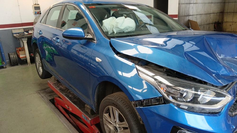 ANTENA KIA CEED 1.6 CRDI DCT 136CV