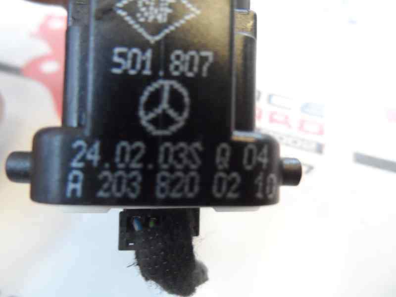 MANDO ELEVALUNAS DELANTERO DERECHO MERCEDES BENZ CLASE C 2.2 MT 143CV | 105KW