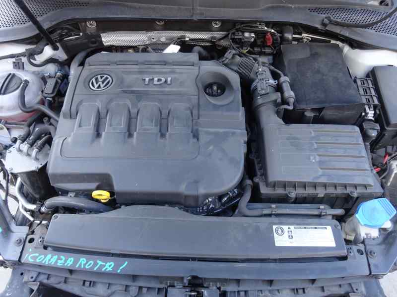 LUZ INTERIOR VOLKSWAGEN GOLF 2015 1.6 MT 110CV | 81KW