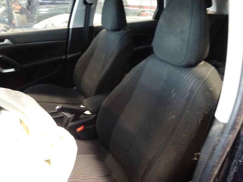 GUANTERA PEUGEOT 308 2017 1.6 BLUEHDI MT 120CV