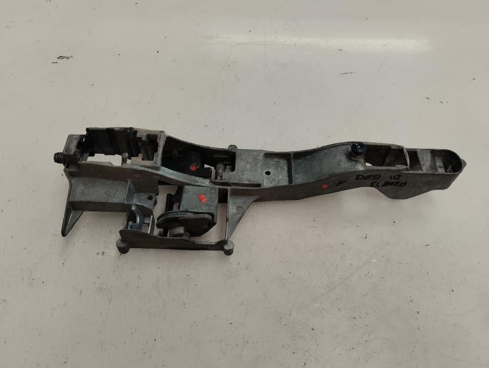 SOPORTE MANETA EXTERIOR DELANTERA IZQUIERDA PEUGEOT 208 1.4 HDI MT 68CV