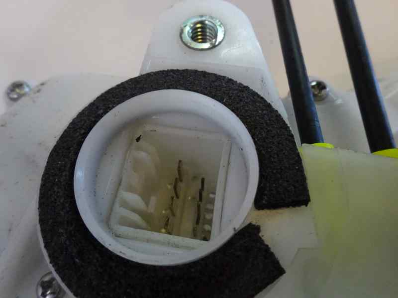 CERRADURA PUERTA DELANTERA IZQUIERDA HONDA CIVIC 2.2 CTDI MT 140CV
