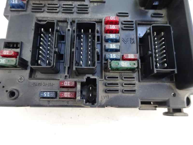 CAJA RELES FUSIBLES PEUGEOT 307 2.0 HDI MT 90CV