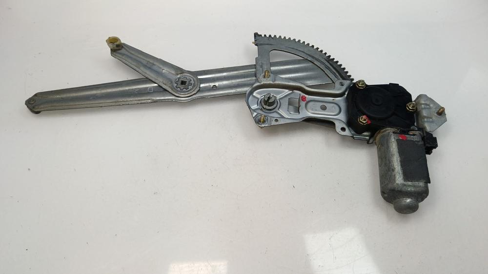 ELEVALUNAS DELANTERO DERECHO PEUGEOT 205 1.4 MT 75CV