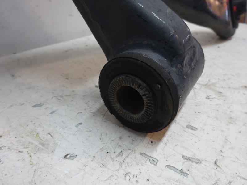 BRAZO SUSPENSION INFERIOR DELANTERO DERECHO TOYOTA PRIUS 1.8CVT 99CV
