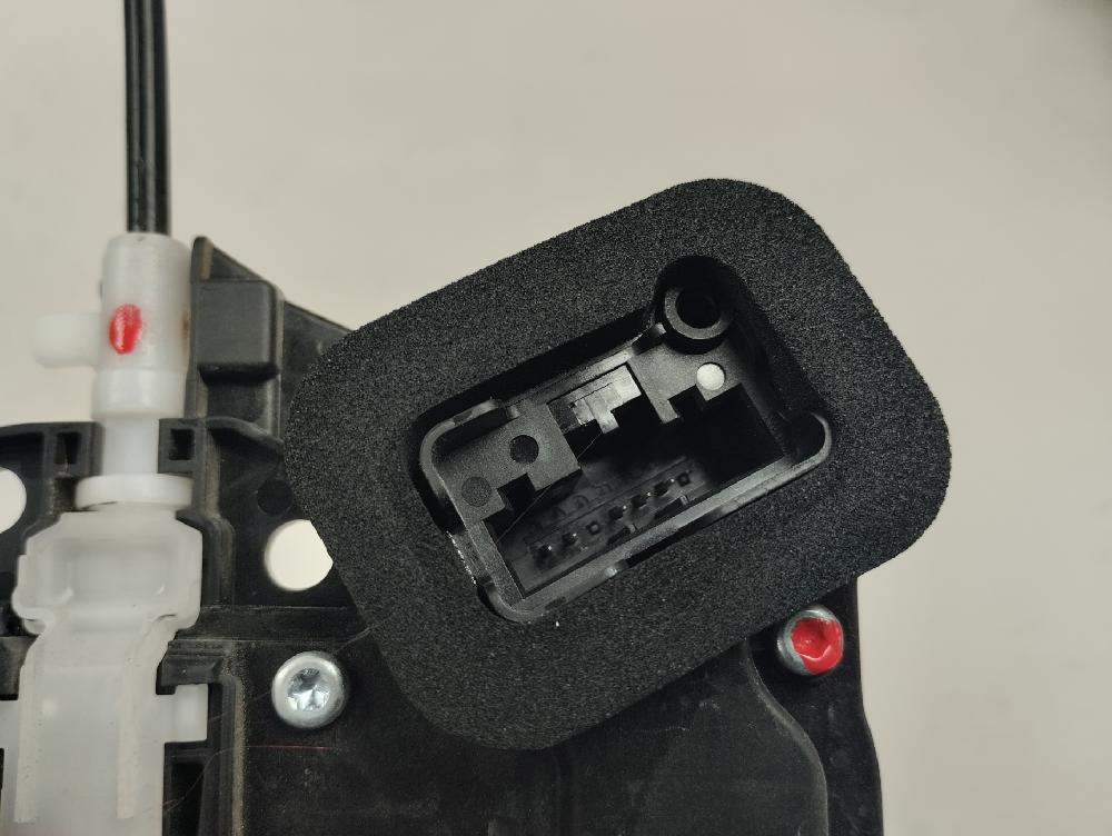 CERRADURA PUERTA DELANTERA DERECHA SKODA FABIA 1.0 TSI MT 95CV
