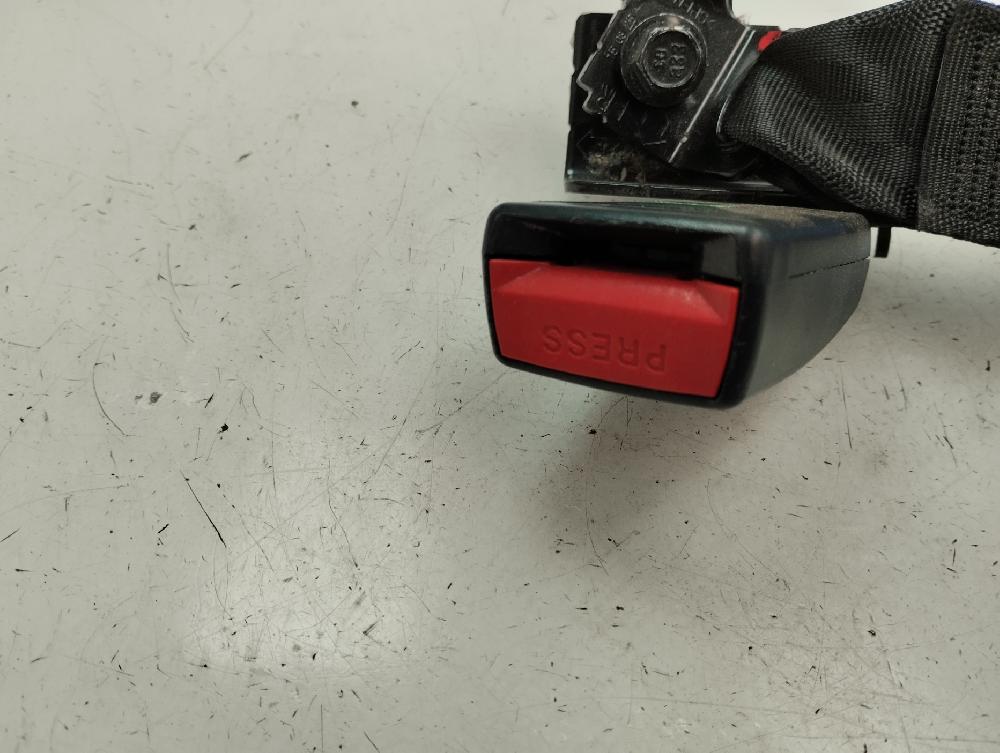 ANCLAJE CINTURON TRASERO DERECHO HYUNDAI I40 1.7 CRDI MT 141CV