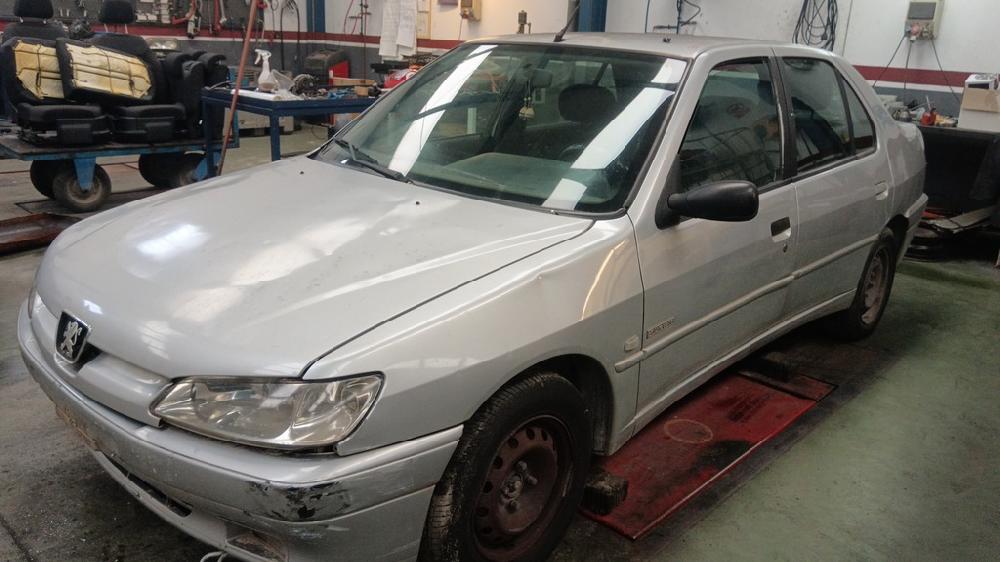 RETROVISOR IZQUIERDO PEUGEOT 306 2002 2.0 MT HDI 90CV