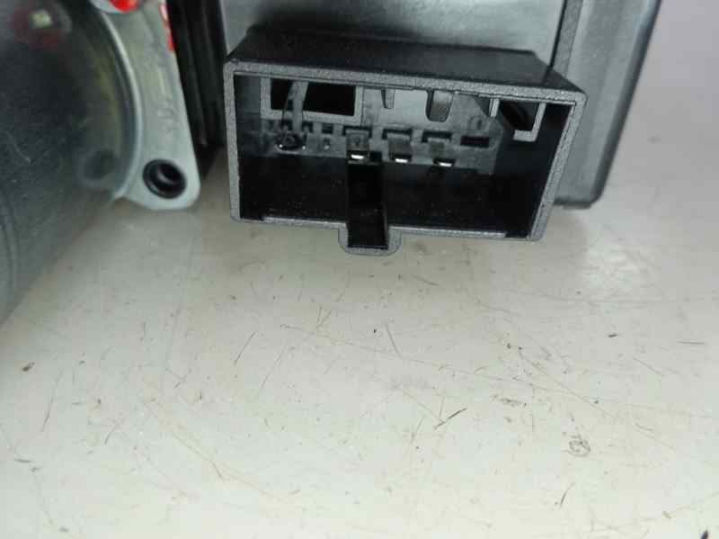 MOTOR ELEVALUNAS TRASERO DERECHO SEAT LEON 1.6 TDI MT 105CV