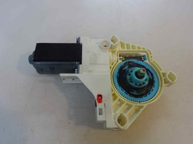 MOTOR ELEVALUNAS DELANTERO DERECHO AUDI A5 2.0 TDI MULTITRONIC 143CV