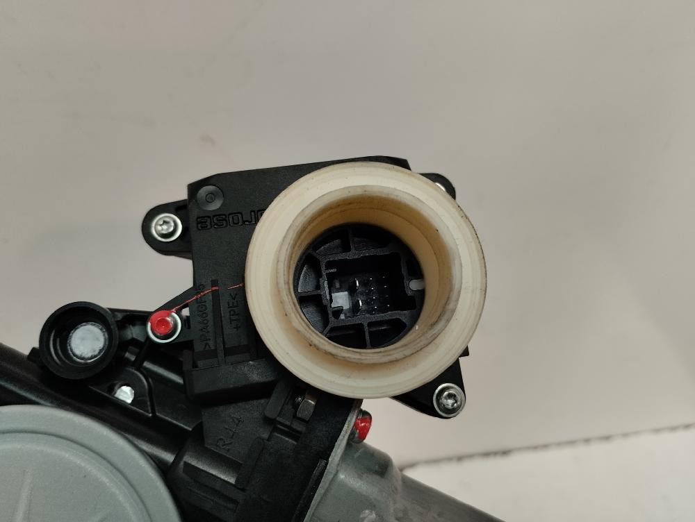 ELEVALUNAS DELANTERO DERECHO TOYOTA VERSO 2.0 D-4D MT 128CV