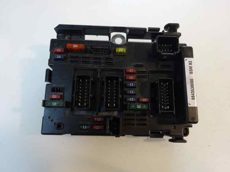 CAJA RELES FUSIBLES CITROEN XSARA 1.9 D MT 70CV