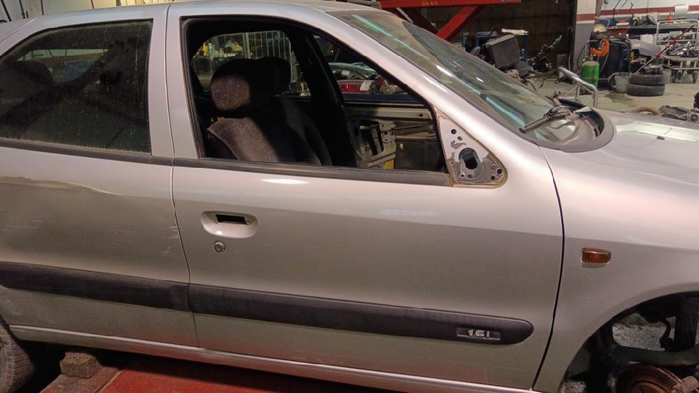 PUERTA DELANTERA DERECHA CITROEN XSARA 1.6 MT 88CV