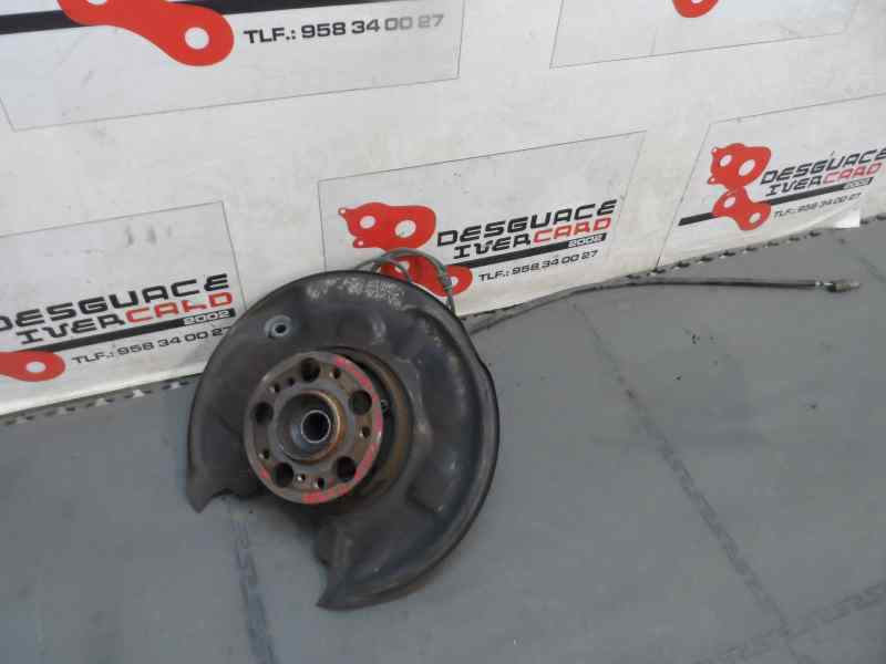 MANGUETA TRASERA IZQUIERDA MERCEDES BENZ CLASE C 2.2 MT 143CV | 105KW