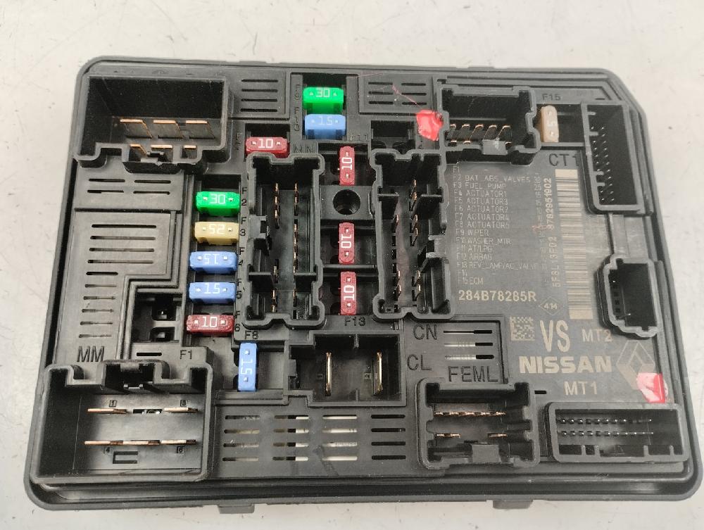 CAJA RELES FUSIBLES RENAULT CLIO 1.0 MT 101CV