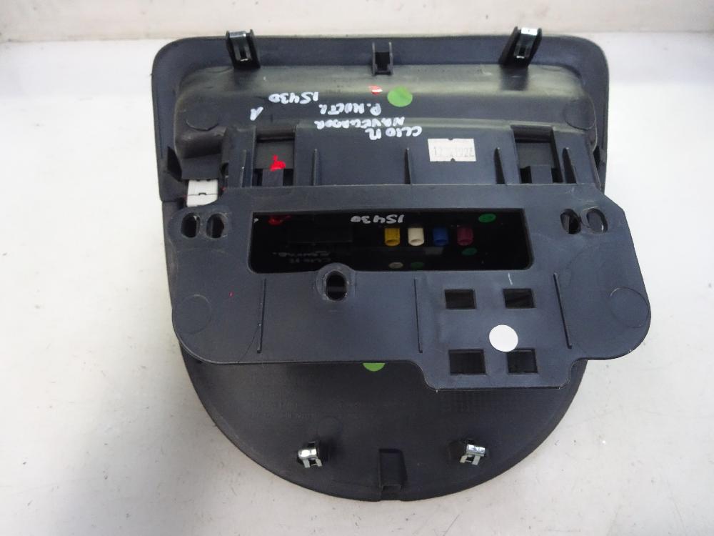 PANTALLA MULTIFUNCION RENAULT CLIO 1.6 MT 112CV