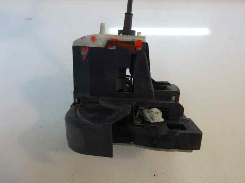 CERRADURA PUERTA DELANTERA DERECHA RENAULT CLIO 1.2 MT 58CV | 43KW