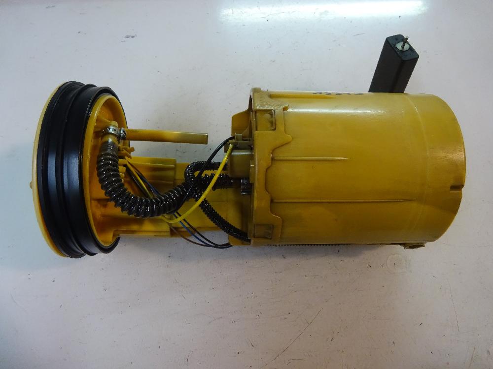 BOMBA COMBUSTIBLE VOLKSWAGEN CADDY 1.6 TDI 5 MT 102CV