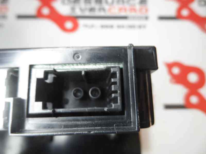 PANTALLA MULTIFUNCION VOLVO C30 2.0 D MT 136CV