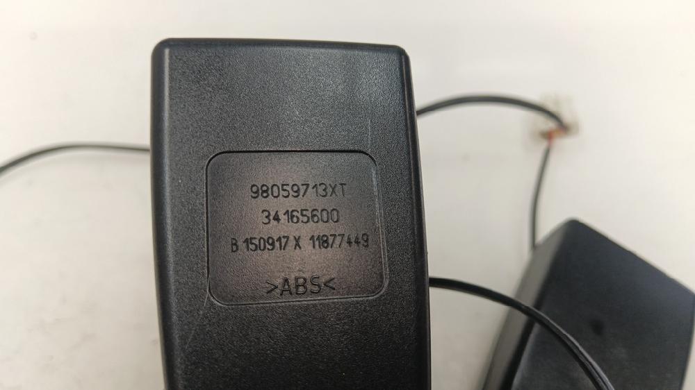 ANCLAJE CINTURON TRASERO DERECHO CITROEN C4 CACTUS 1.6 MT 99CV | 73KW