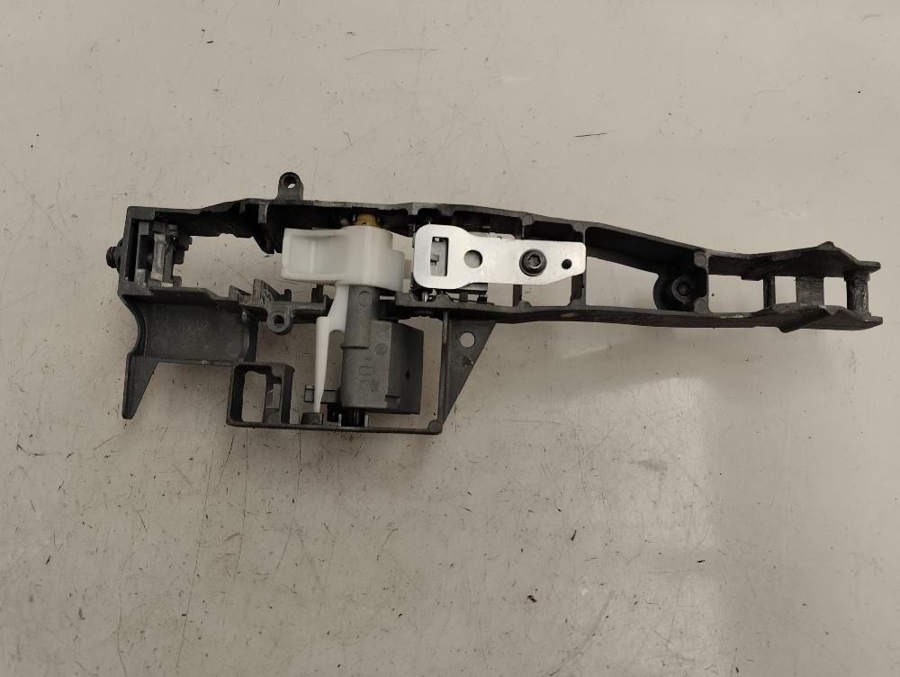 SOPORTE MANETA EXTERIOR DELANTERA DERECHA CITROEN C3 1.2 MT 82CV | 60KW