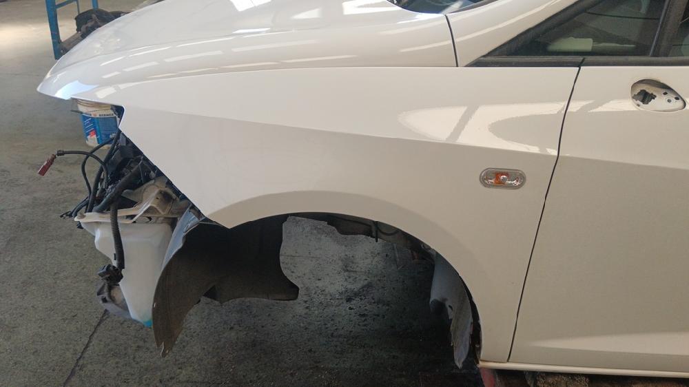 ALETA DELANTERA IZQUIERDA SEAT IBIZA 1.2 70CV, GASOLINA, MT, ACCIONAMIENTO DELANTERO