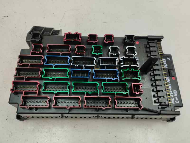 CAJA RELES FUSIBLES MERCEDES BENZ CLASE M 2000 2.7 ML 270 CDI MT 163CV