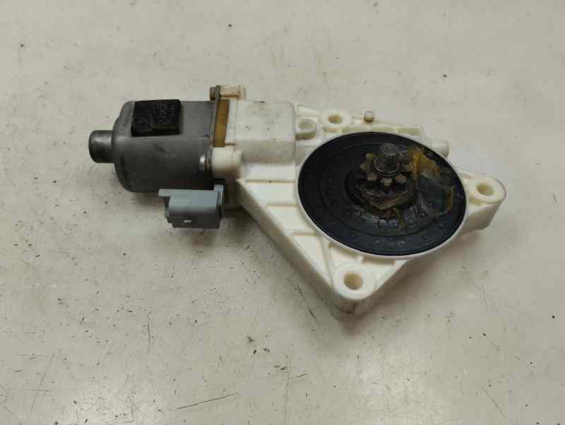 MOTOR ELEVALUNAS DELANTERO DERECHO KIA MAGENTIS 2.0 CRDI MT 138CV