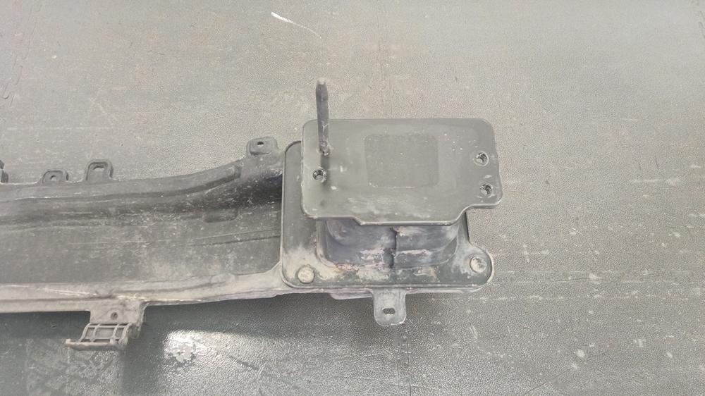 REFUERZO PARAGOLPES TRASERO HYUNDAI TUCSON 1.6 MT 132CV