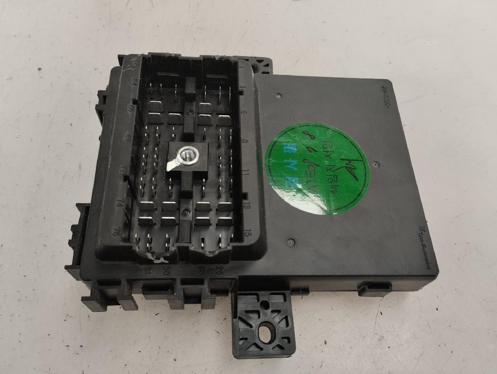 CAJA RELES FUSIBLES CHEVROLET SPARK 1.0 MT 68CV