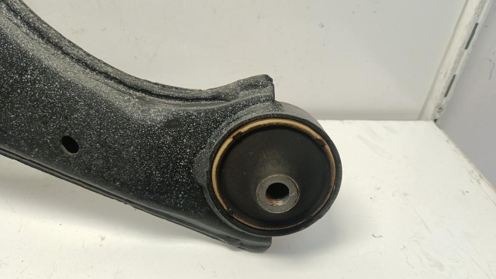 BRAZO SUSPENSION INFERIOR DELANTERO DERECHO OPEL CORSA 2018 1.4 ECOFLEX EASYTRONIC 90CV | 66KW