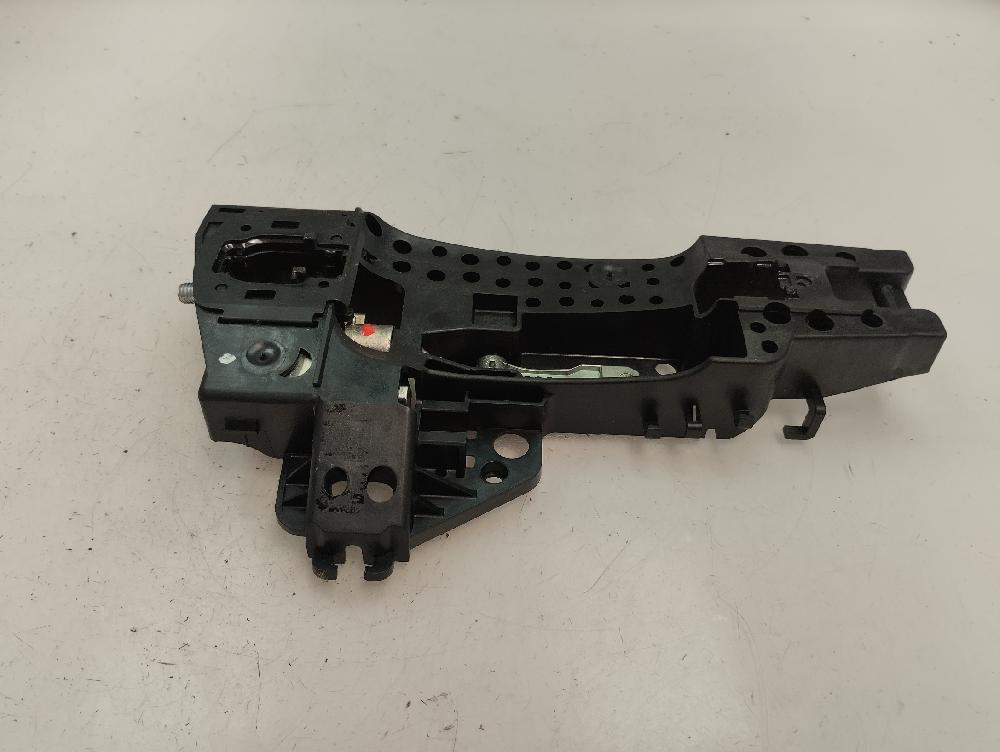 SOPORTE MANETA EXTERIOR DELANTERA DERECHA AUDI Q5 2.0 TDI MT QUATTRO 177CV