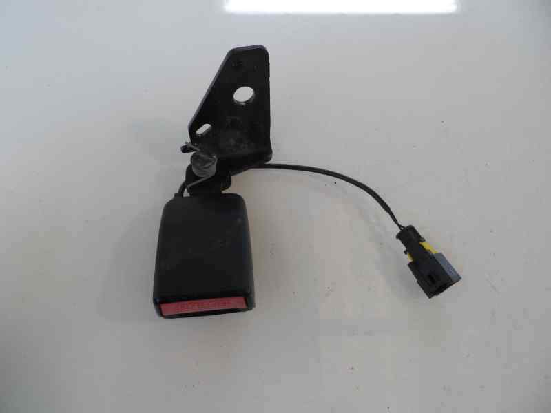 ANCLAJE CINTURON TRASERO DERECHO PEUGEOT 207 1.6 HDI MT 109CV