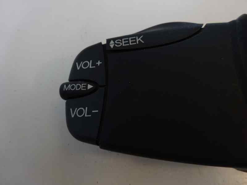 MANDO MULTIFUNCION FORD FUSION 1.6 TDCI MT 90CV