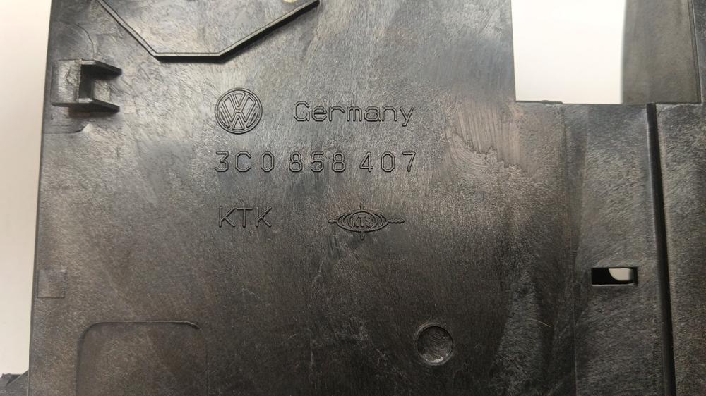 GUANTERA VOLKSWAGEN PASSAT 2.0 TDI DSG 140CV | 103KW